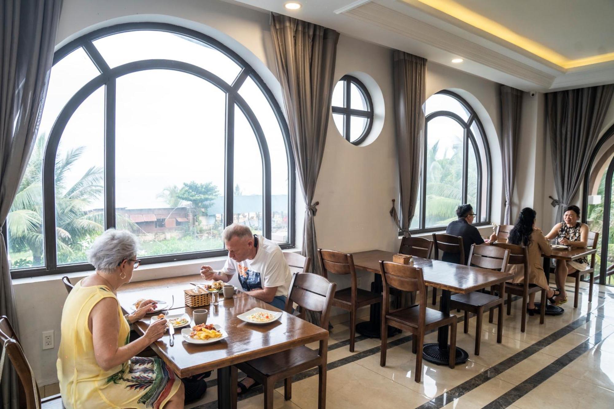 Maris Beach Hotel Дуонг-Донг Экстерьер фото